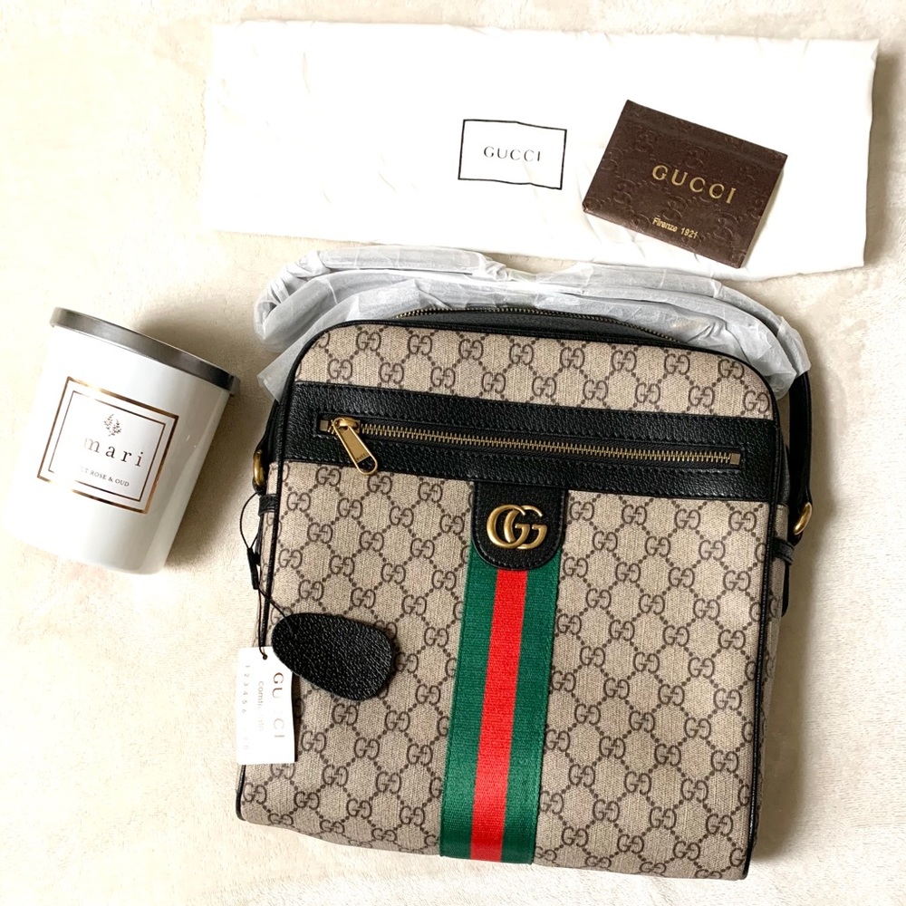 ***SOLD***GG messenger crossbody bag. *New*